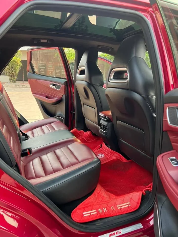 2022 MG HS 3
