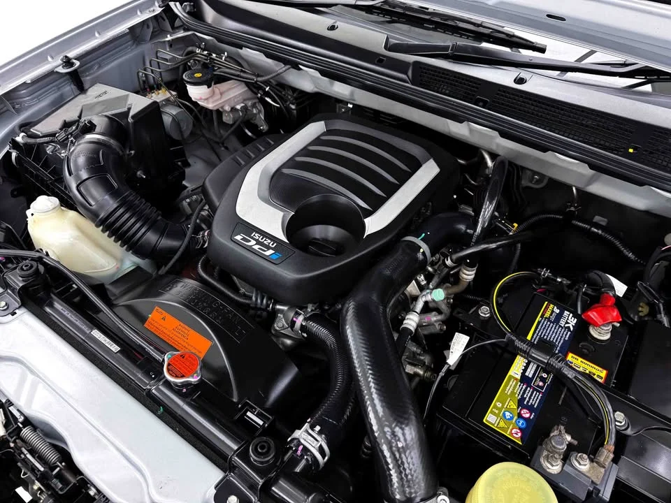 2020 Isuzu MU-X I 3