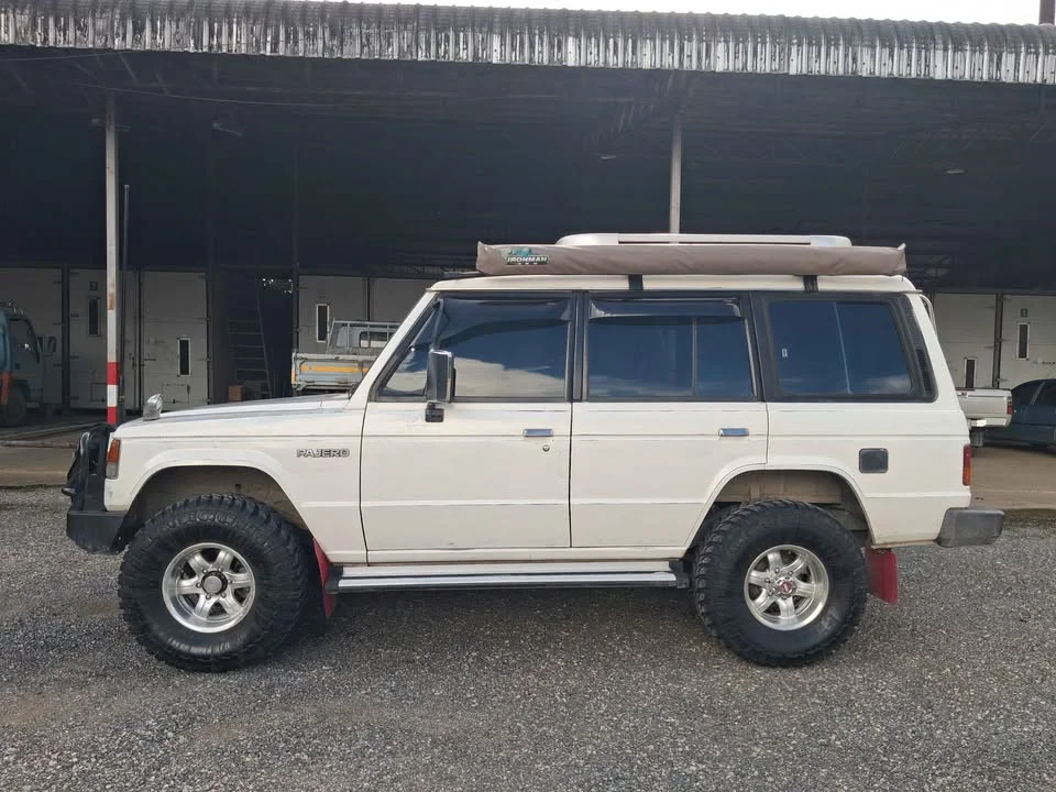 1994 Mitsubishi Pajero I 2