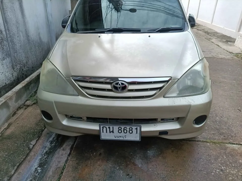 2004 Toyota Avanza I 3