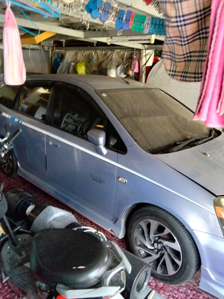 2000 Honda Stream I 2