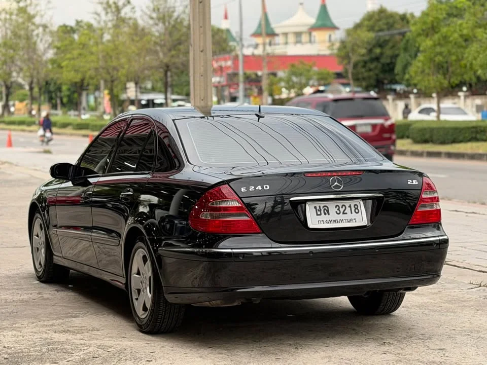 2004 Benz E-Class W211 2