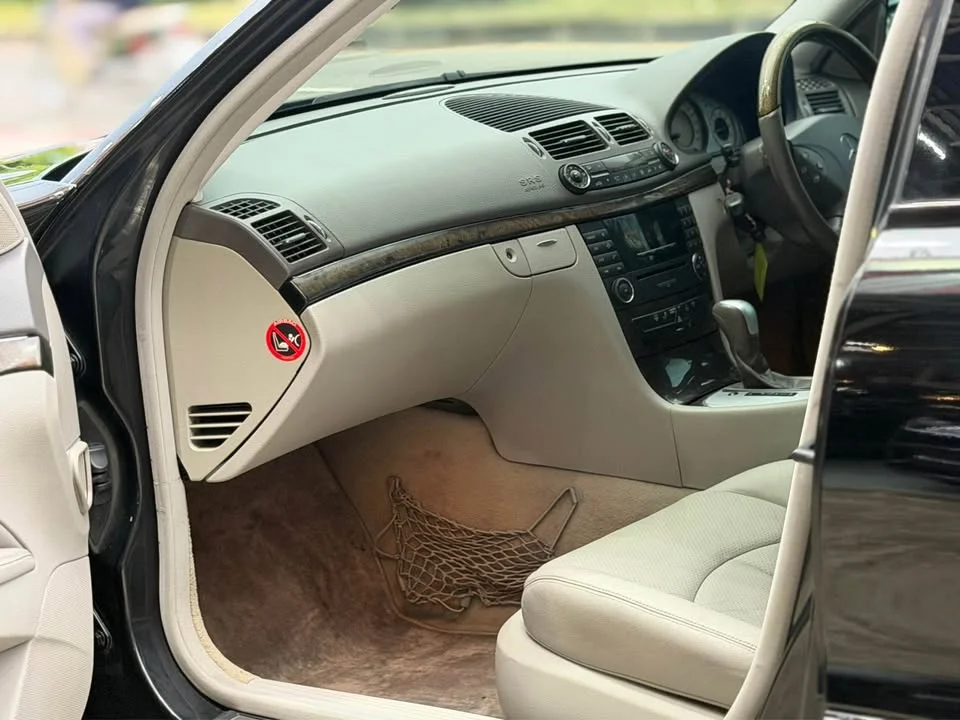2004 Benz E-Class W211 3