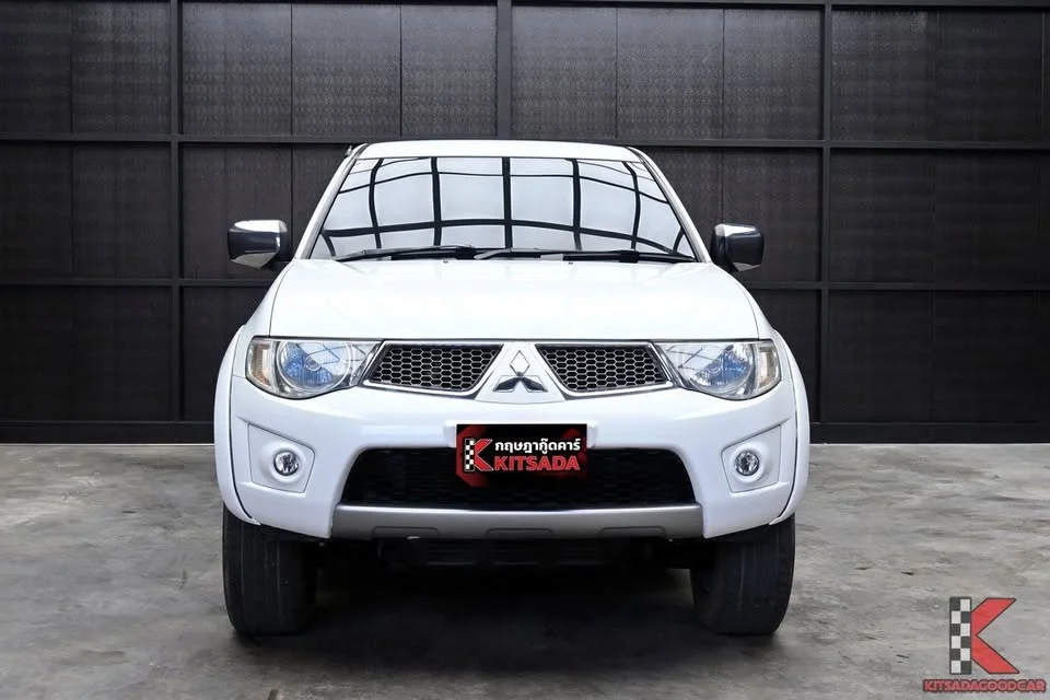 2012 Mitsubishi Triton IV 2