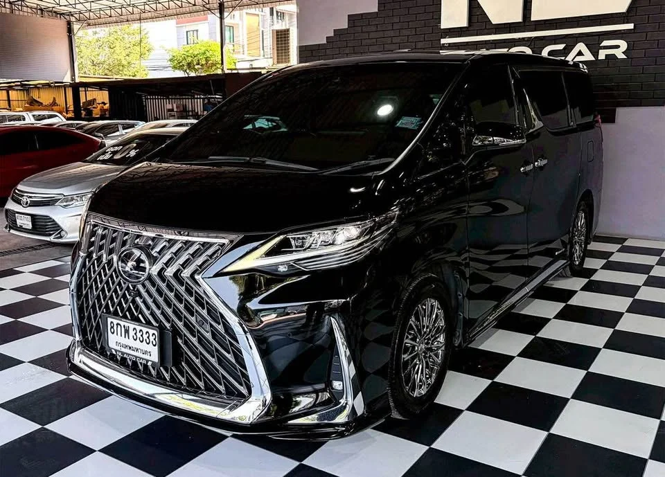 2020 Lexus LM I 3