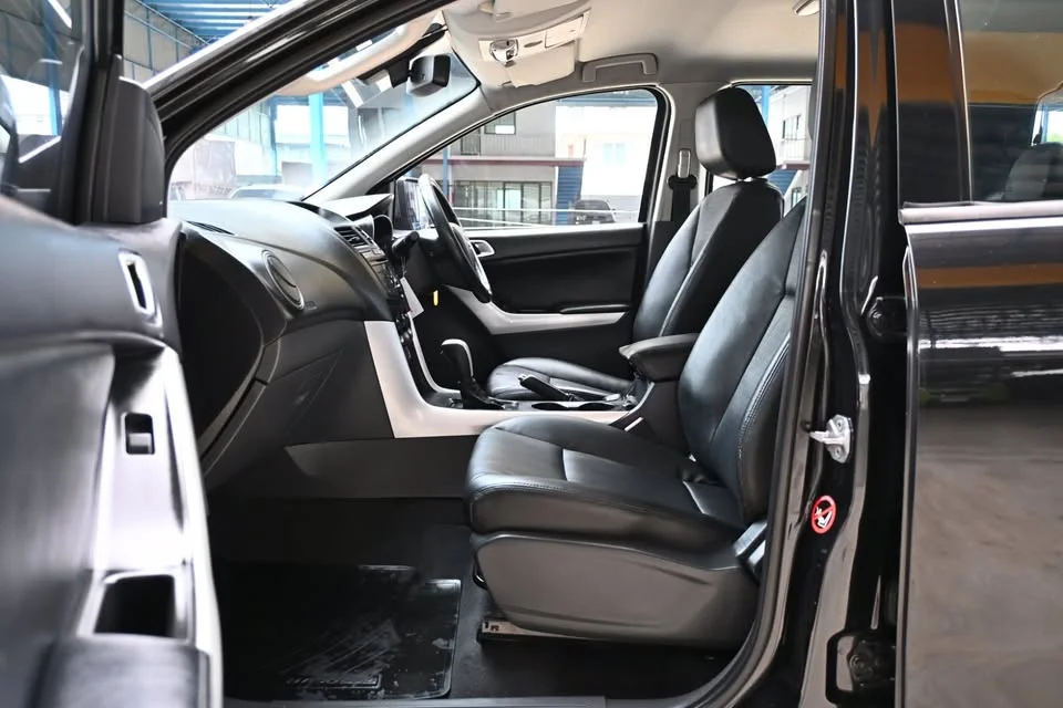 2012 Mazda BT-Series II 3