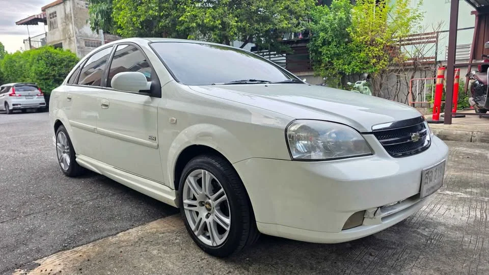 2005 Chevrolet Optra 2