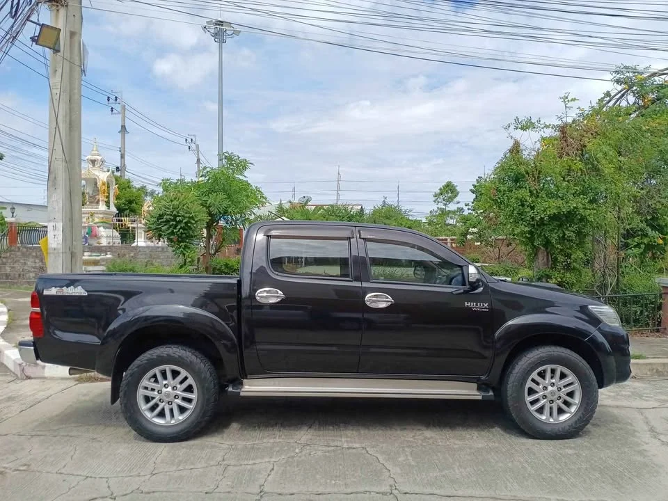 2012 Toyota Hilux VII 2