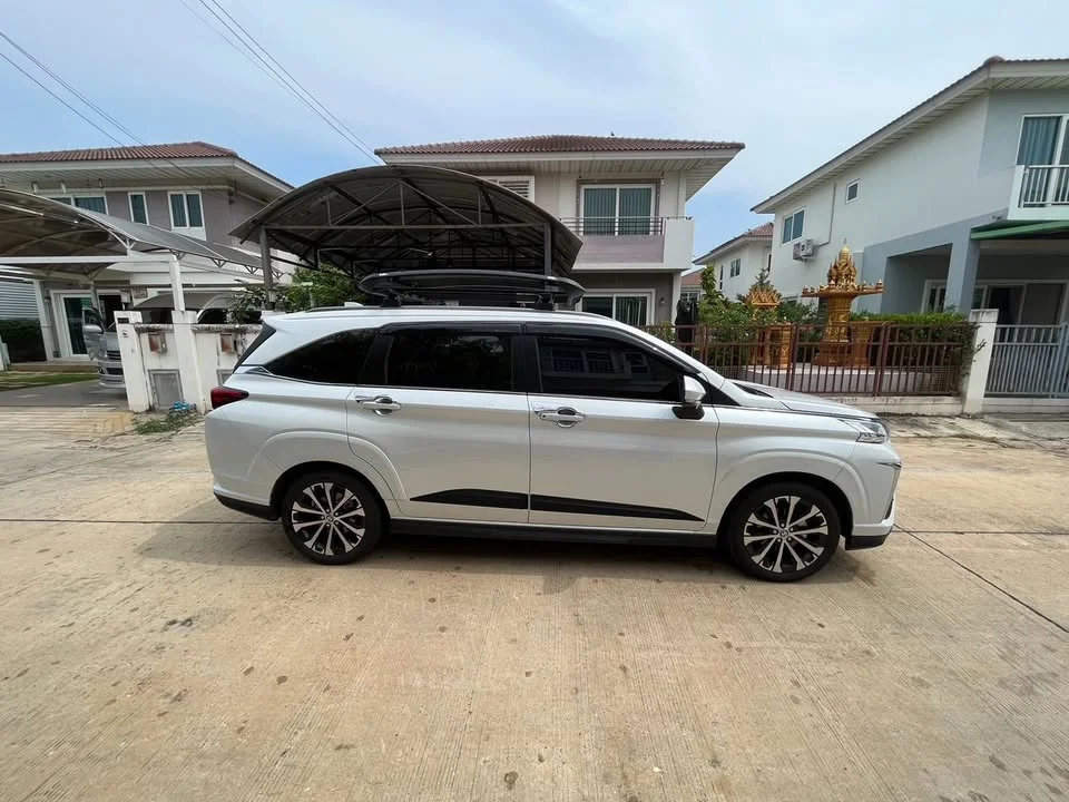 2022 Toyota Veloz III 2