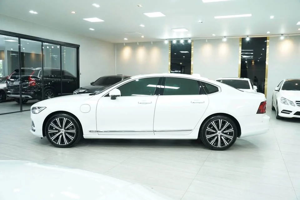 2022 Volvo S90 II 2