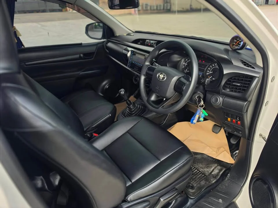 2018 Toyota Hilux VIII 3