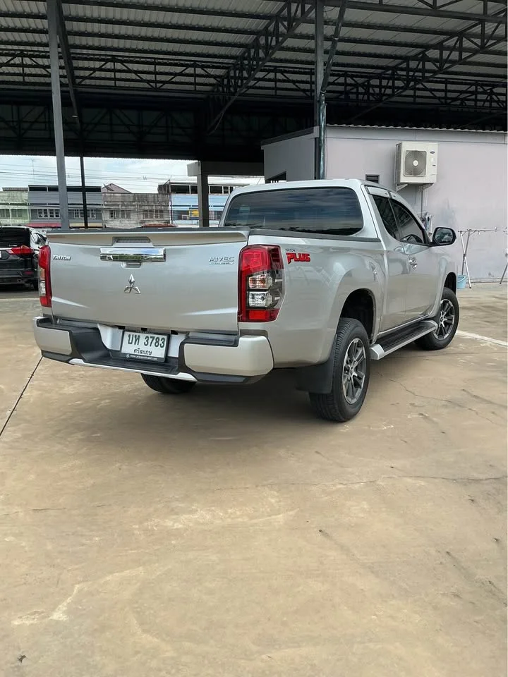 2018 Mitsubishi Triton V 3
