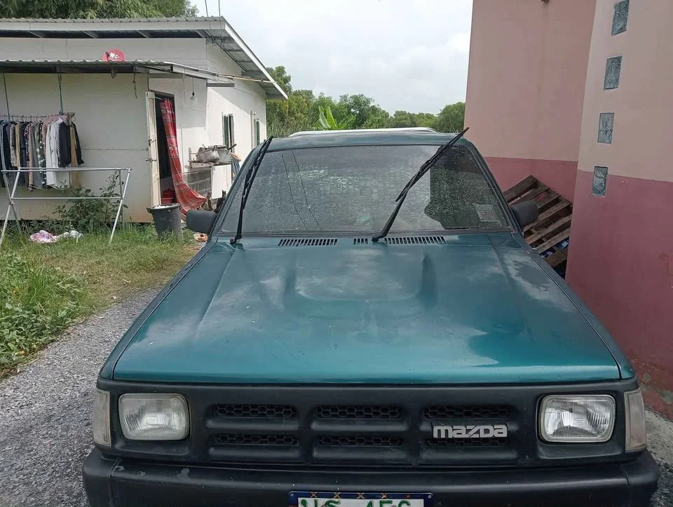 1960 Mazda B2500 IV 3