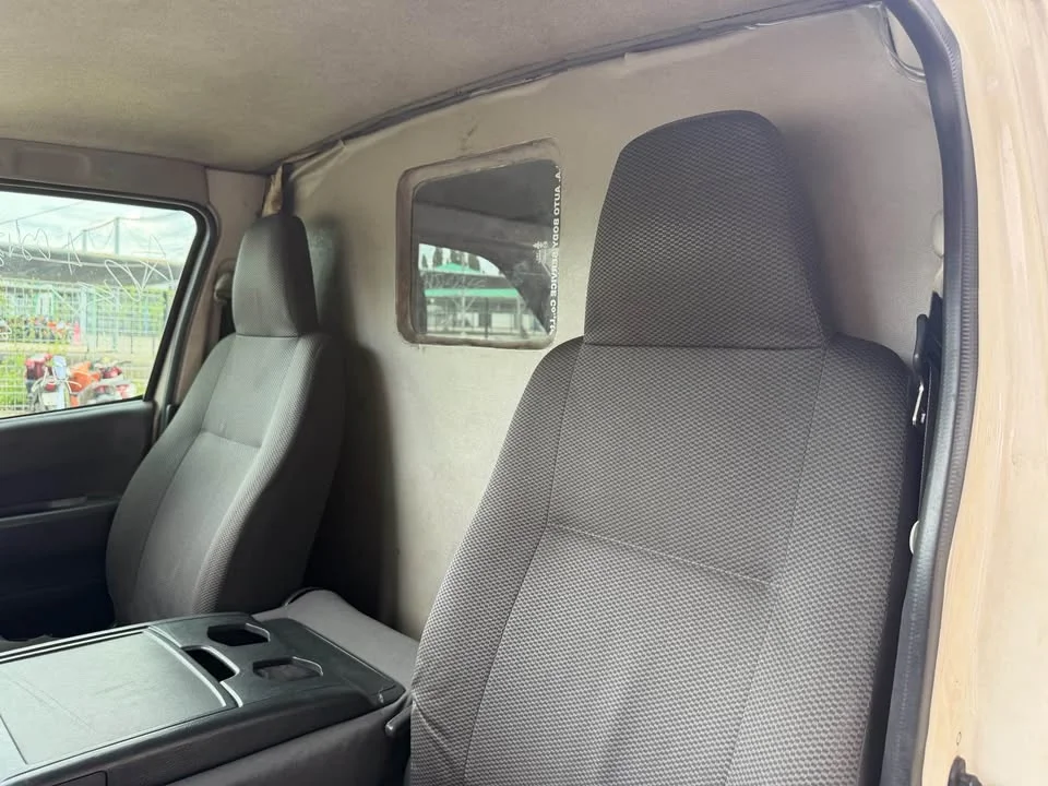 2010 Toyota HiAce V (H200) 3