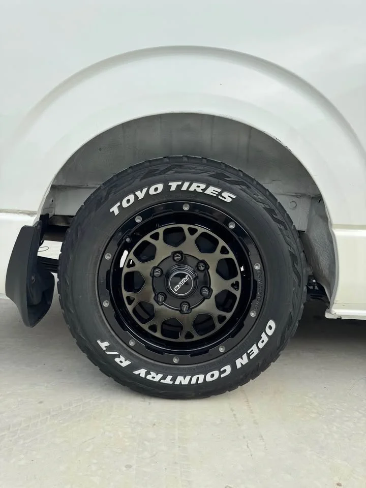 2012 Toyota HiAce V (H200) 3