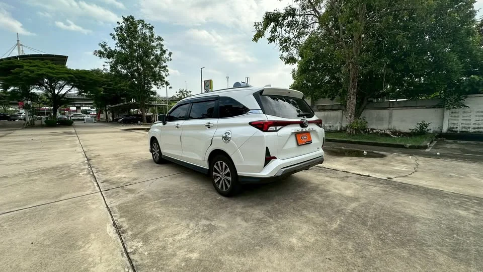 2023 Toyota Veloz III 3