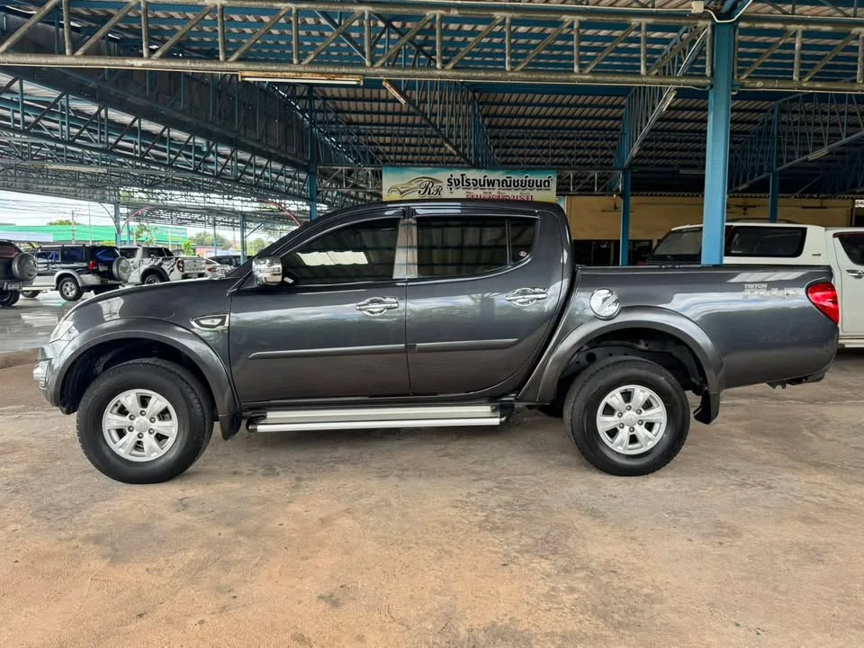 2013 Mitsubishi Triton IV 2