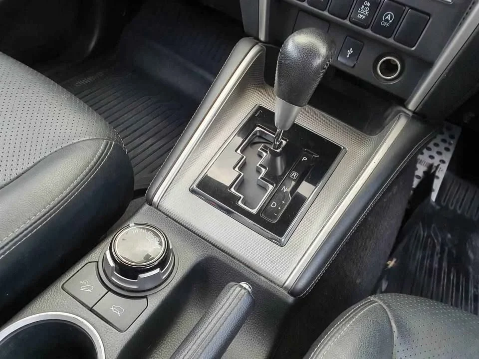 2020 Mitsubishi Triton V 2