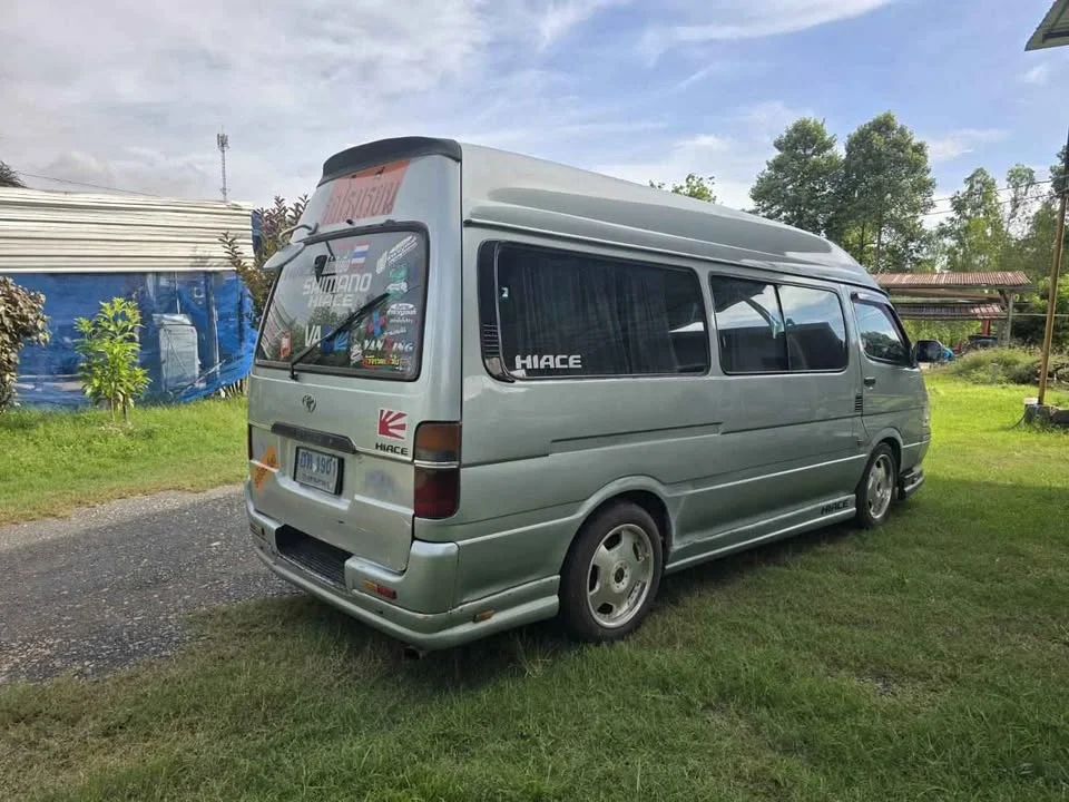 2000 Toyota Commuter IV (H100) 3
