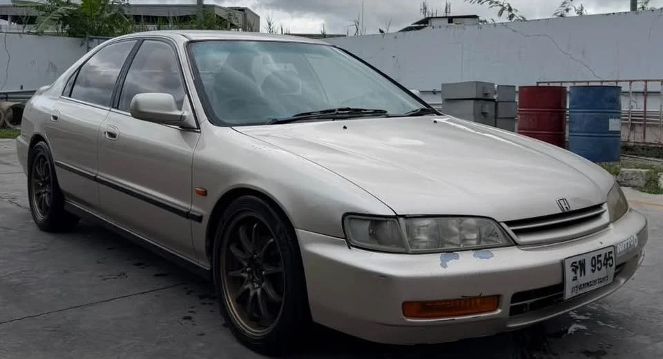 1996 Honda Accord V 3