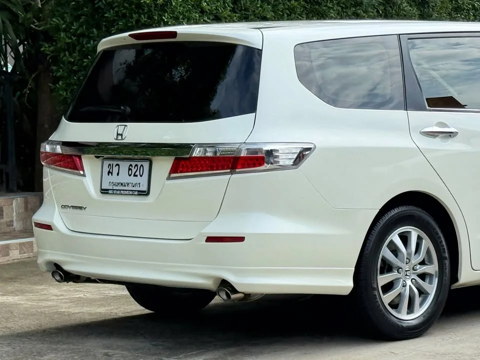 2012 Honda Odyssey IV 3