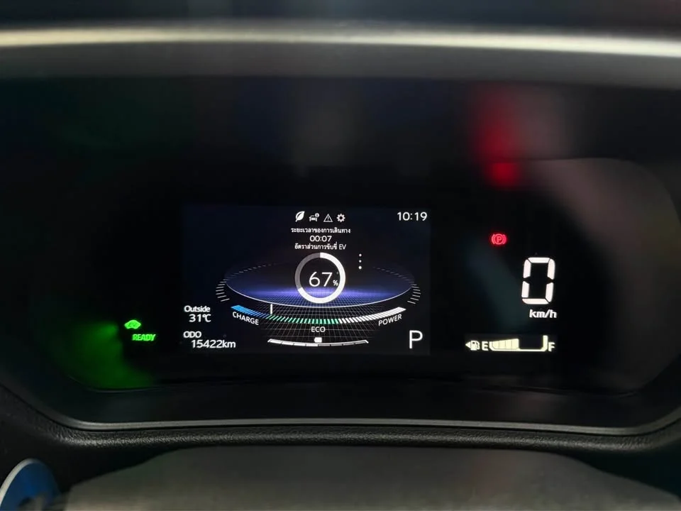 2024 Toyota Yaris Cross AC200 3
