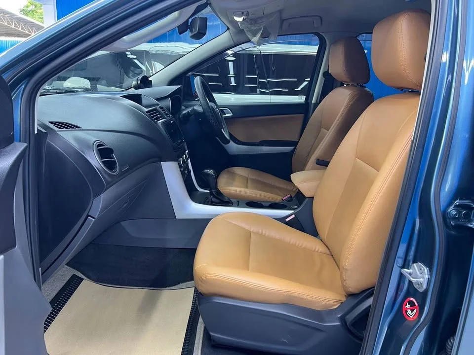 2013 Mazda BT-Series II 2