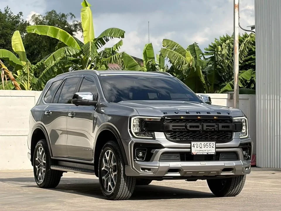 2023 Ford Everest III 2
