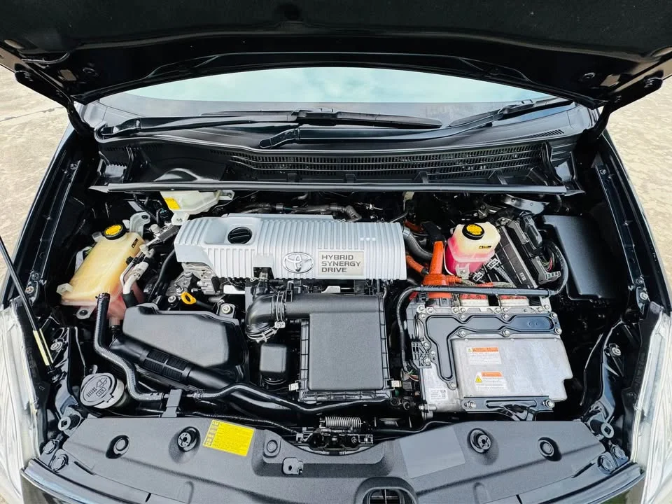 2014 Toyota Prius III 3