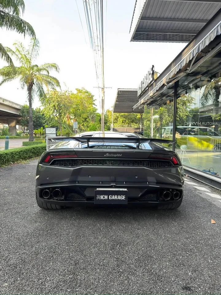 2016 Lamborghini Huracan 3