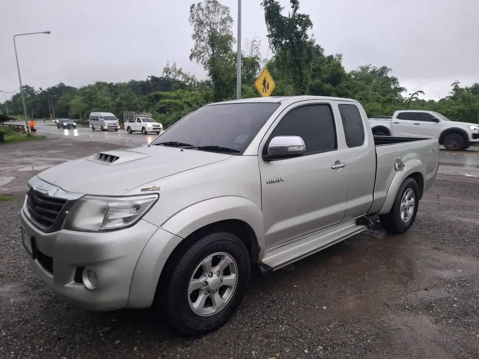 2014 Toyota Hilux VII 3