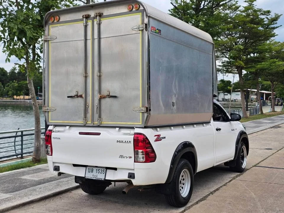 2022 Toyota Hilux VIII 3