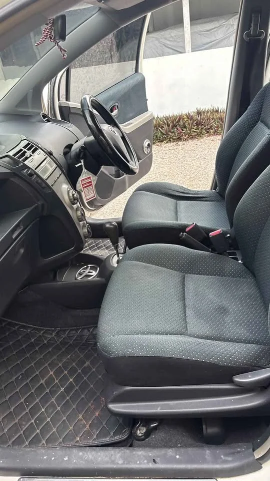 2007 Toyota Yaris II 2