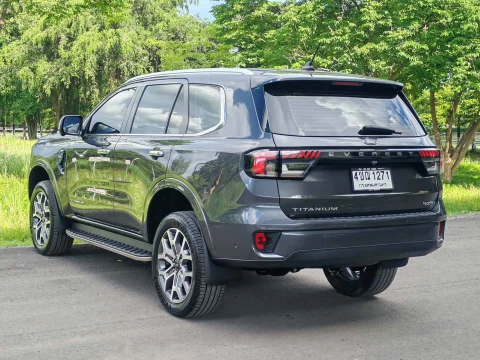 2022 Ford Everest III 3