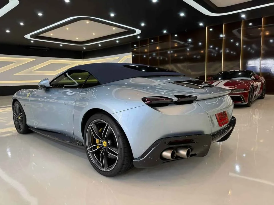 2025 Ferrari SF90 Stradale 3
