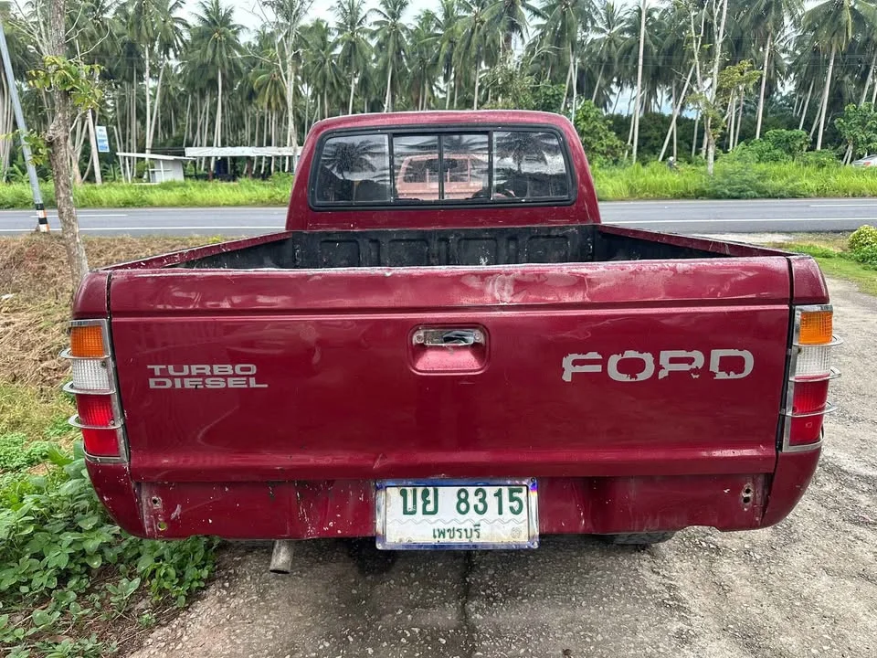 2000 Mazda 2500 Fighter V 3