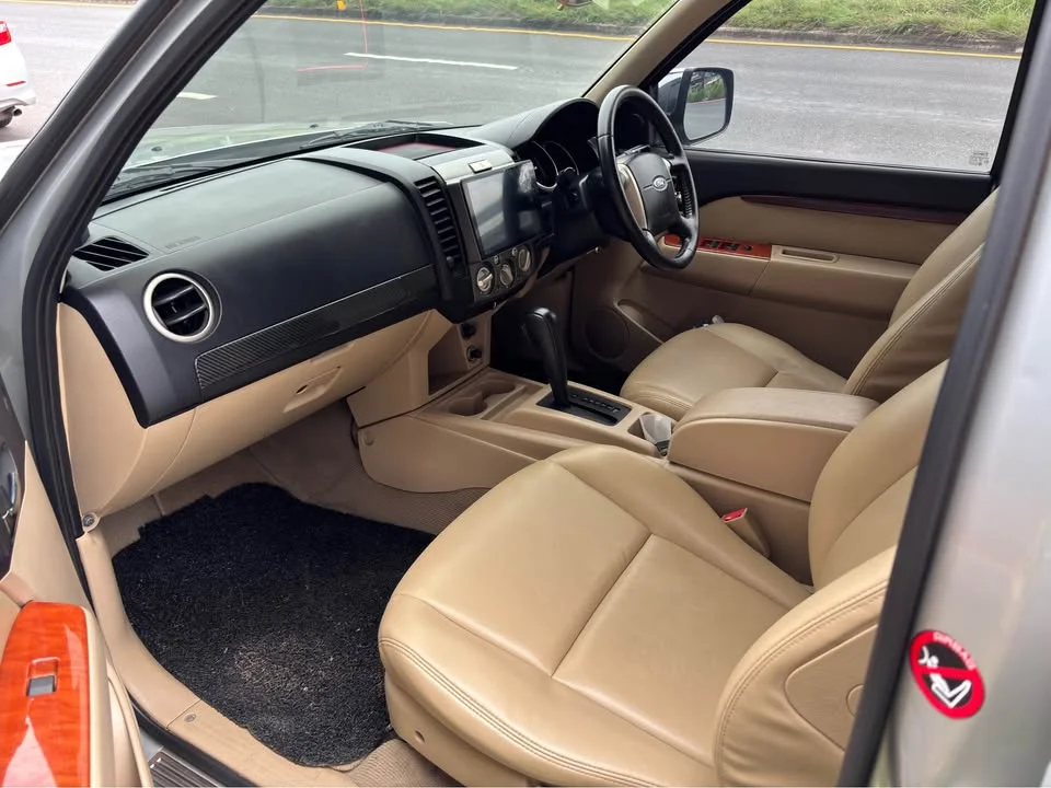 2006 Ford Everest I 3