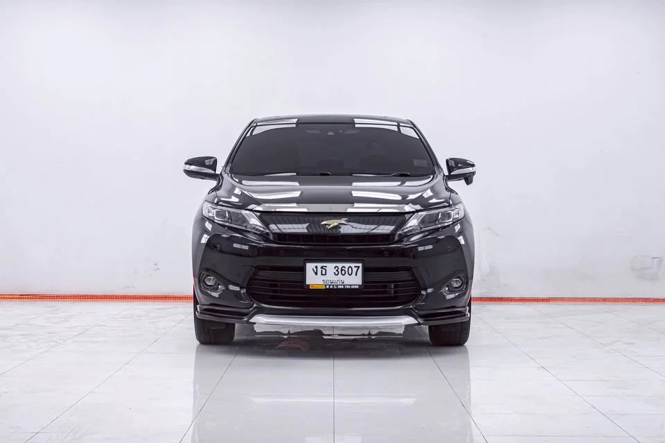 2014 Toyota Harrier III 2