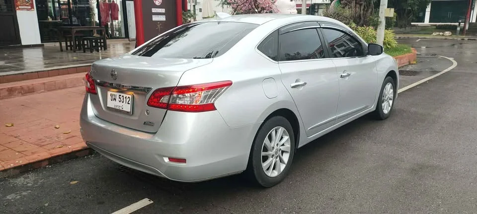 2012 Nissan Sylphy III (B17) 2