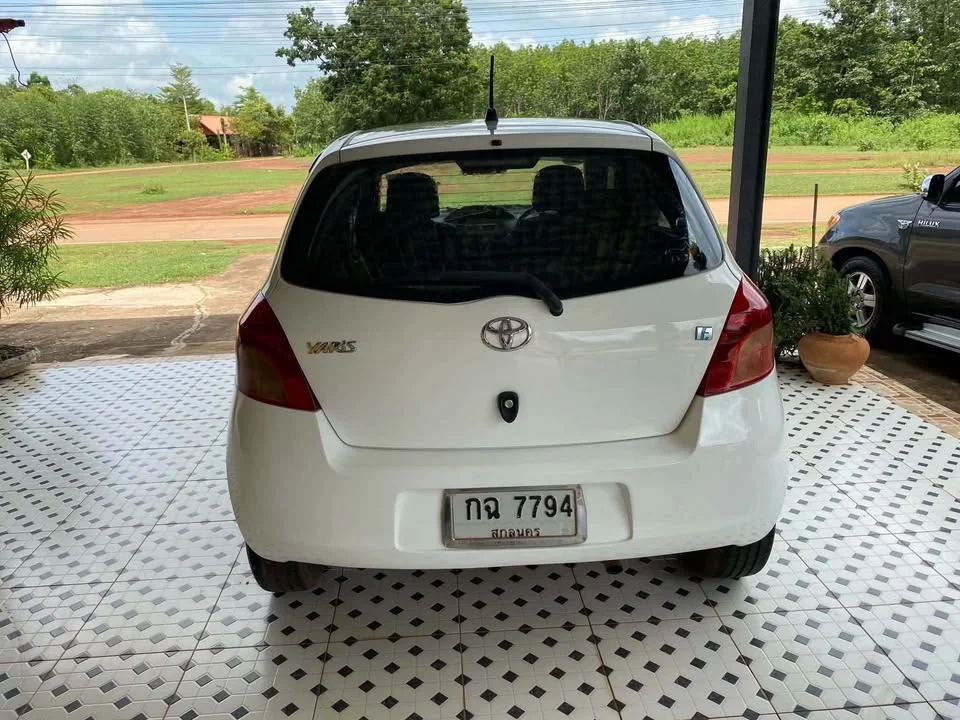 2008 Toyota Yaris II 3
