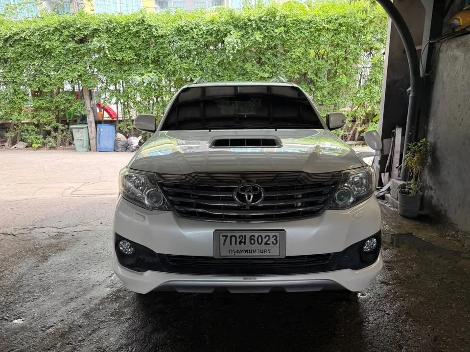 2013 Toyota Fortuner I 2