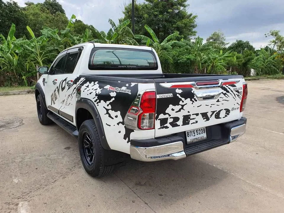 2019 Toyota Hilux VIII 3