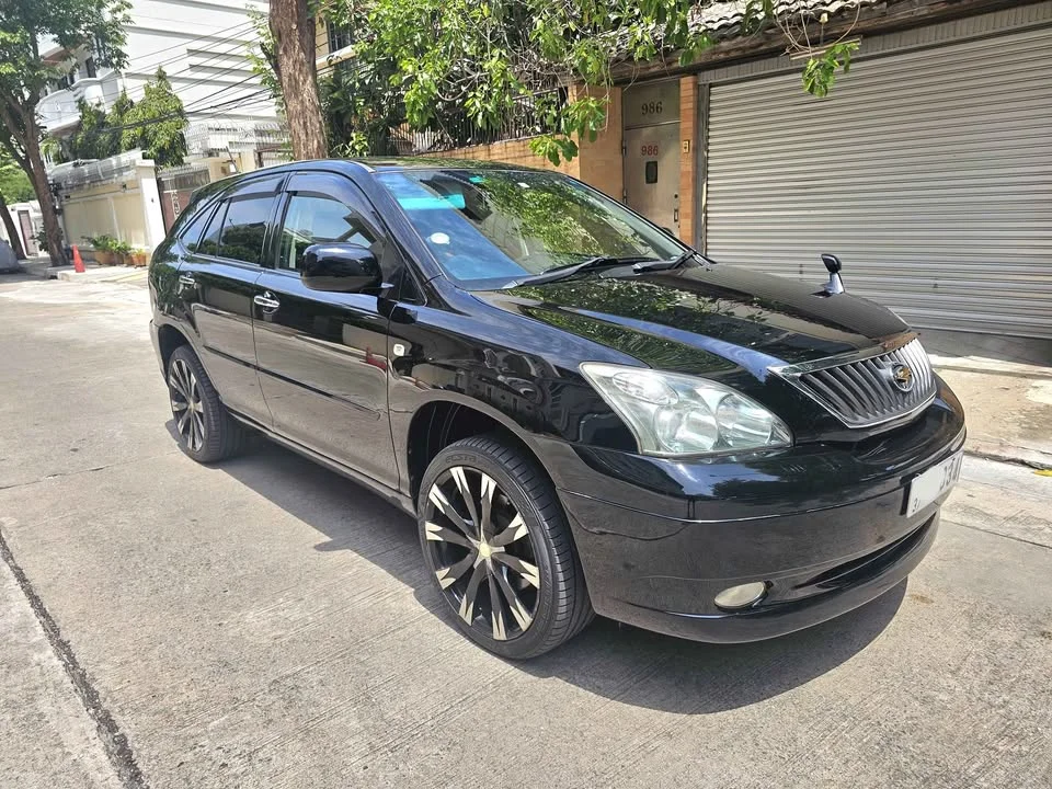 2010 Toyota Harrier II 2