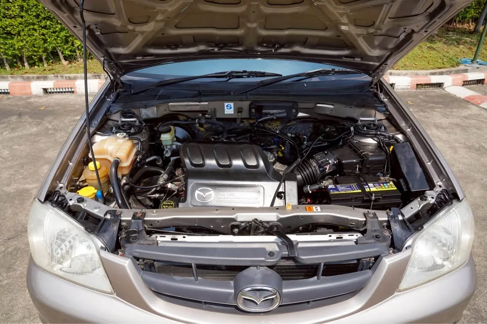 2003 Mazda Tribute I 2
