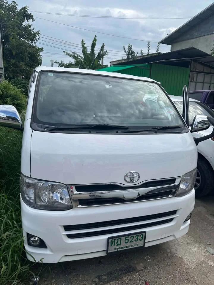 2006 Toyota HiAce V (H200) 2