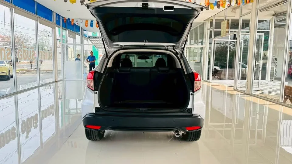 2015 Honda HR-V II 2