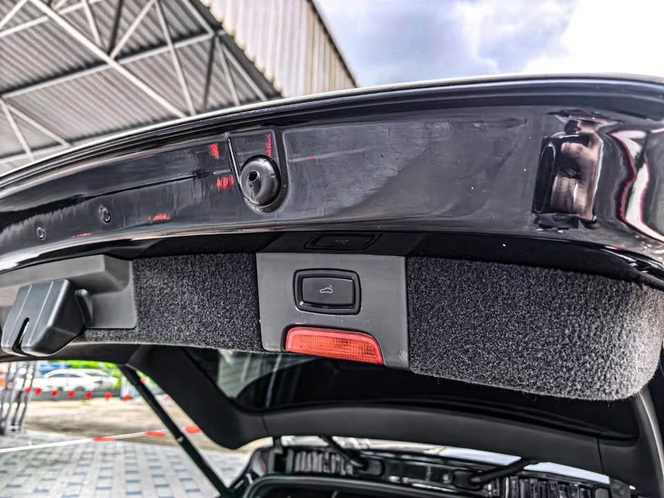 2010 Porsche Cayenne II 2
