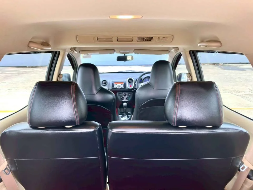 2015 Honda Mobilio II 2