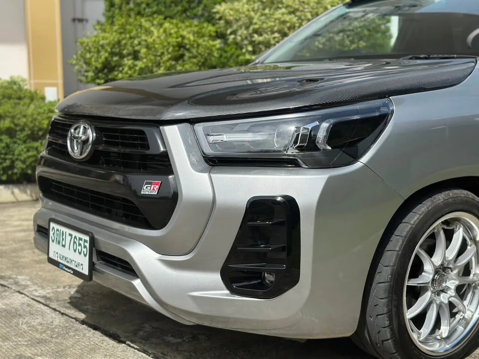 2022 Toyota Hilux VIII 3
