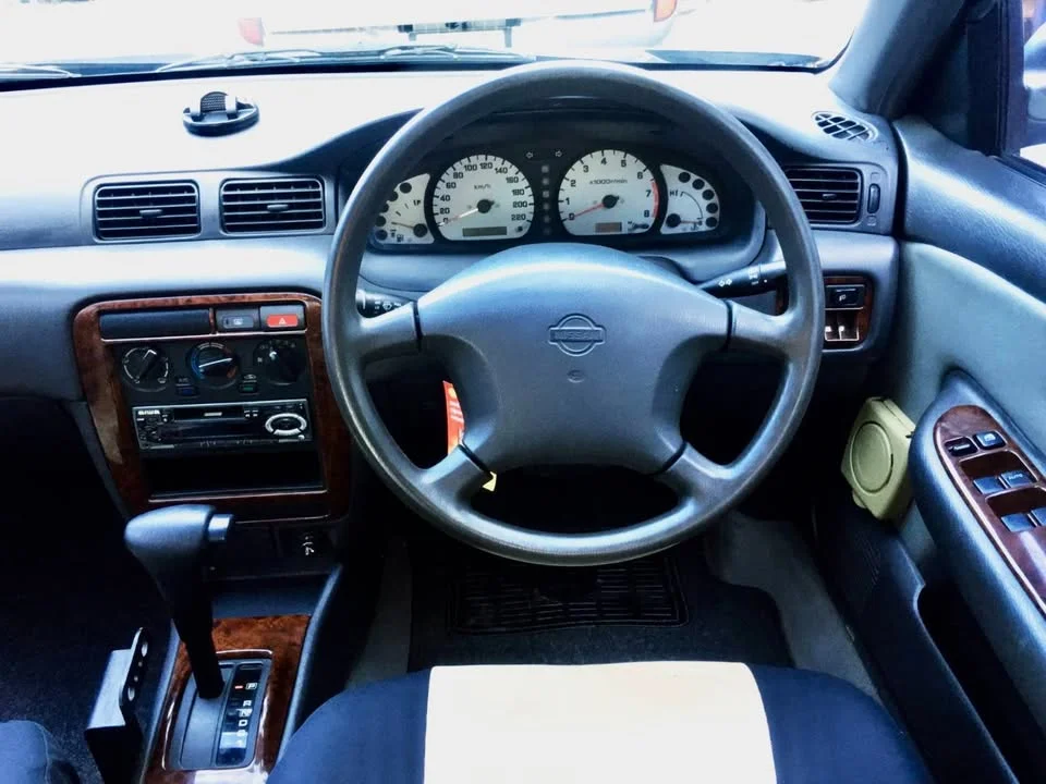 2001 Nissan Sunny IV 3